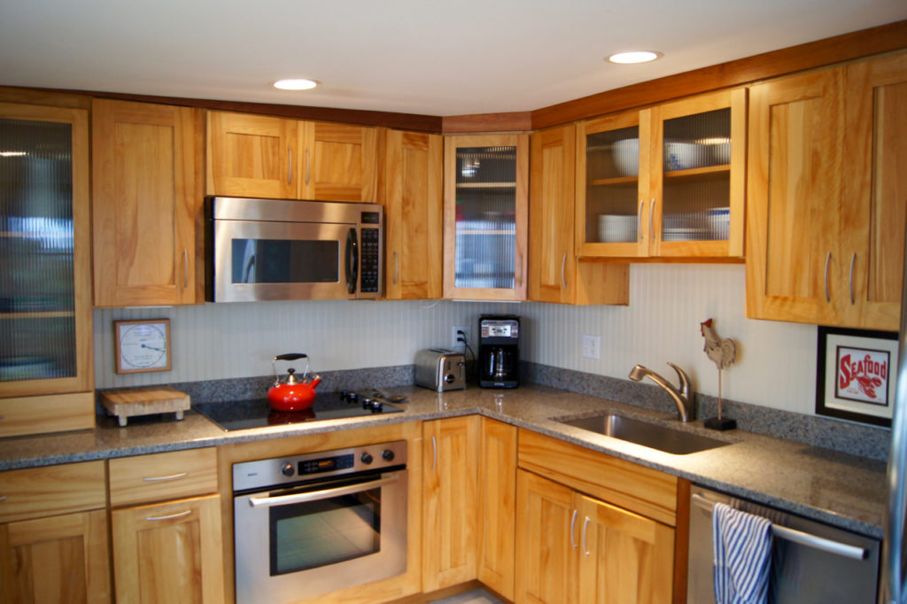Cape Cod Vacation Rental Modern Kitchen